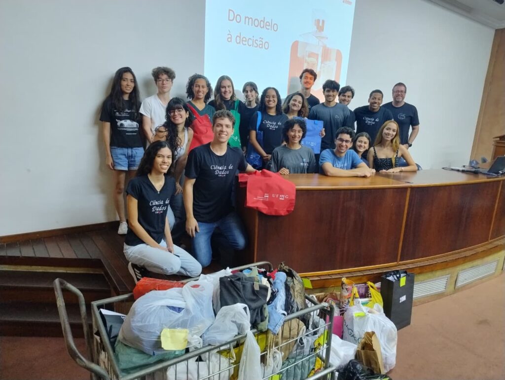 Gincana marca Dia do Cientista de Dados com desafios técnicos e arrecadação de donativos